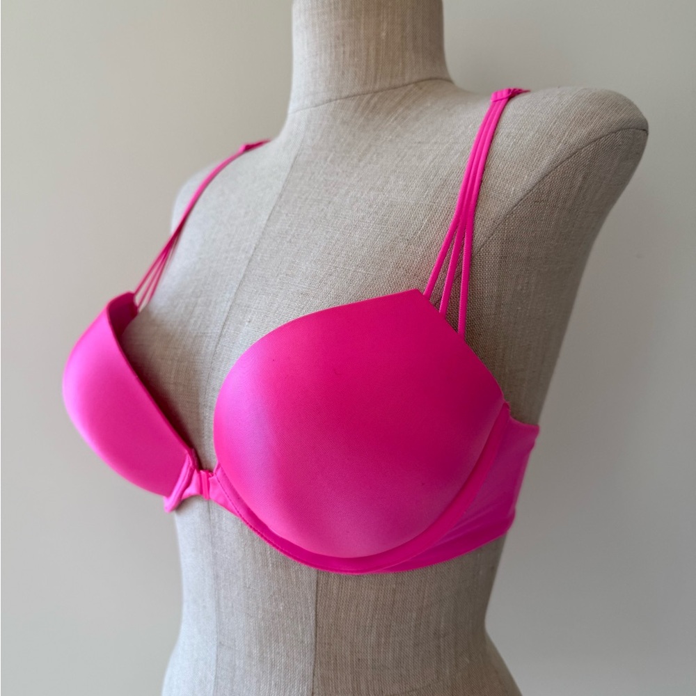 Victoria's Secret Bombshell Plunge Criss Cross Back Bra in Hot Pink - Picture 3 of 8